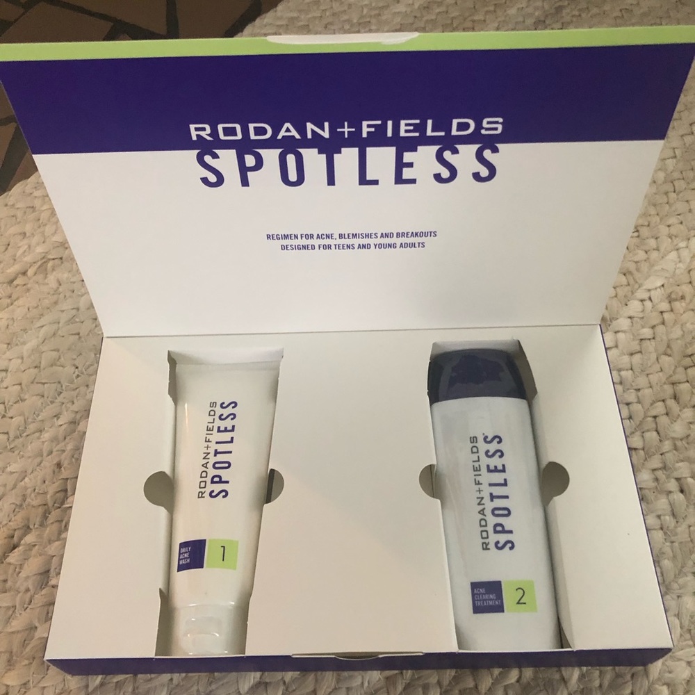 NIB ⭐️ Rodan & Fields Spotless Regimen ⭐️
